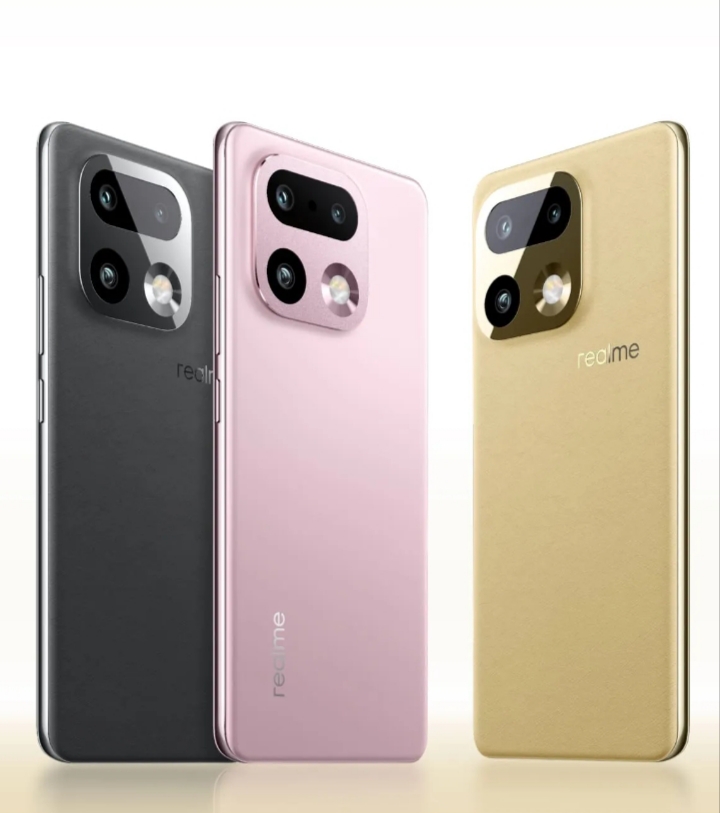 Realme 16 5G review smartphone with 7000mAh battery and AMOLED display