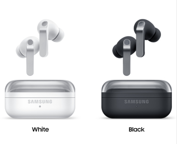 Samsung Galaxy Buds4 vs Buds4 Pro comparison showing design and features